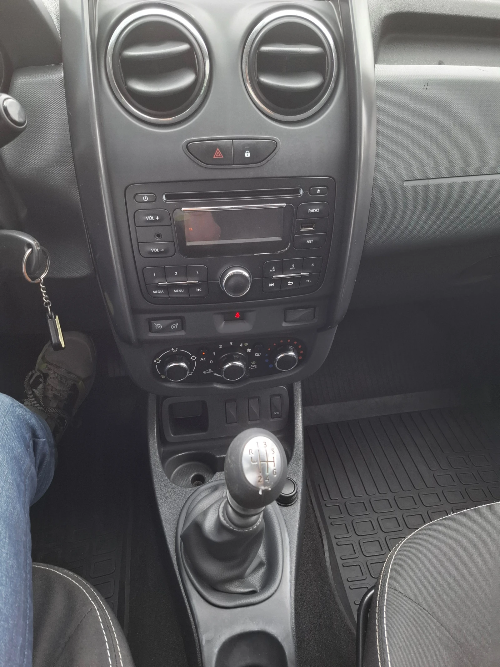 Dacia Duster 1.5 dCI - изображение 10