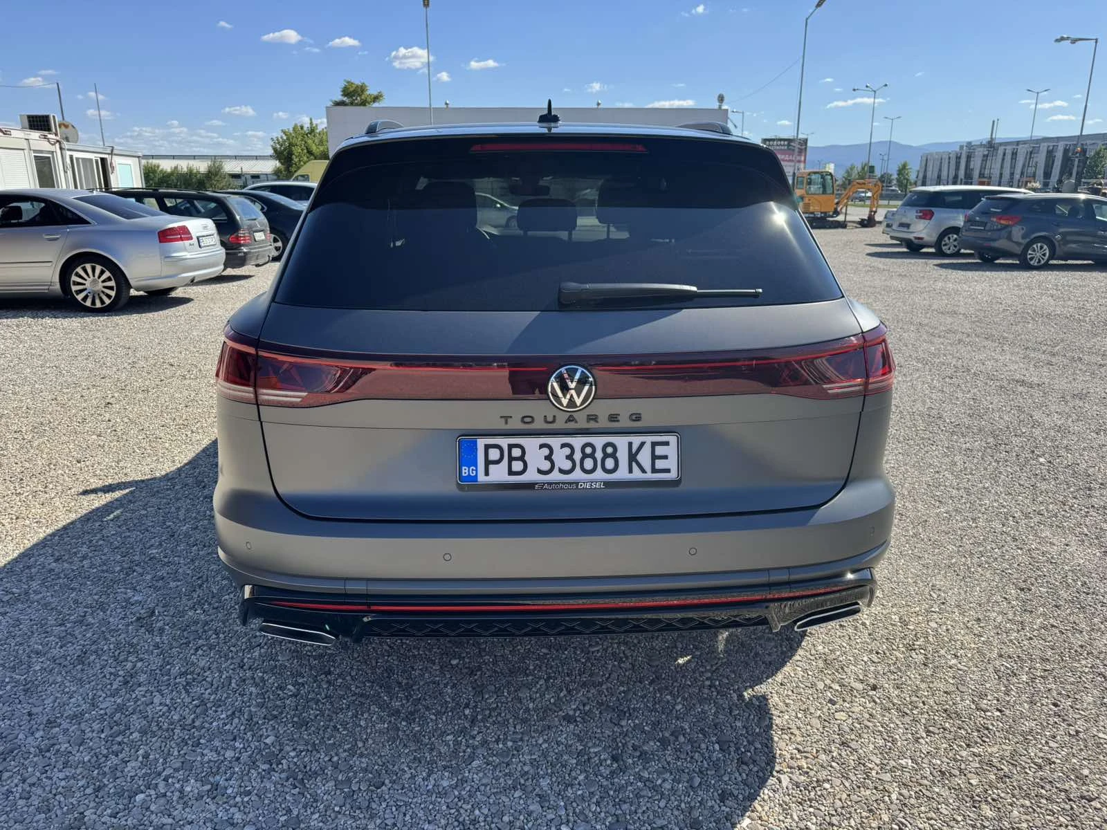 VW Touareg R-Line 3.0 TDI DSG - изображение 6