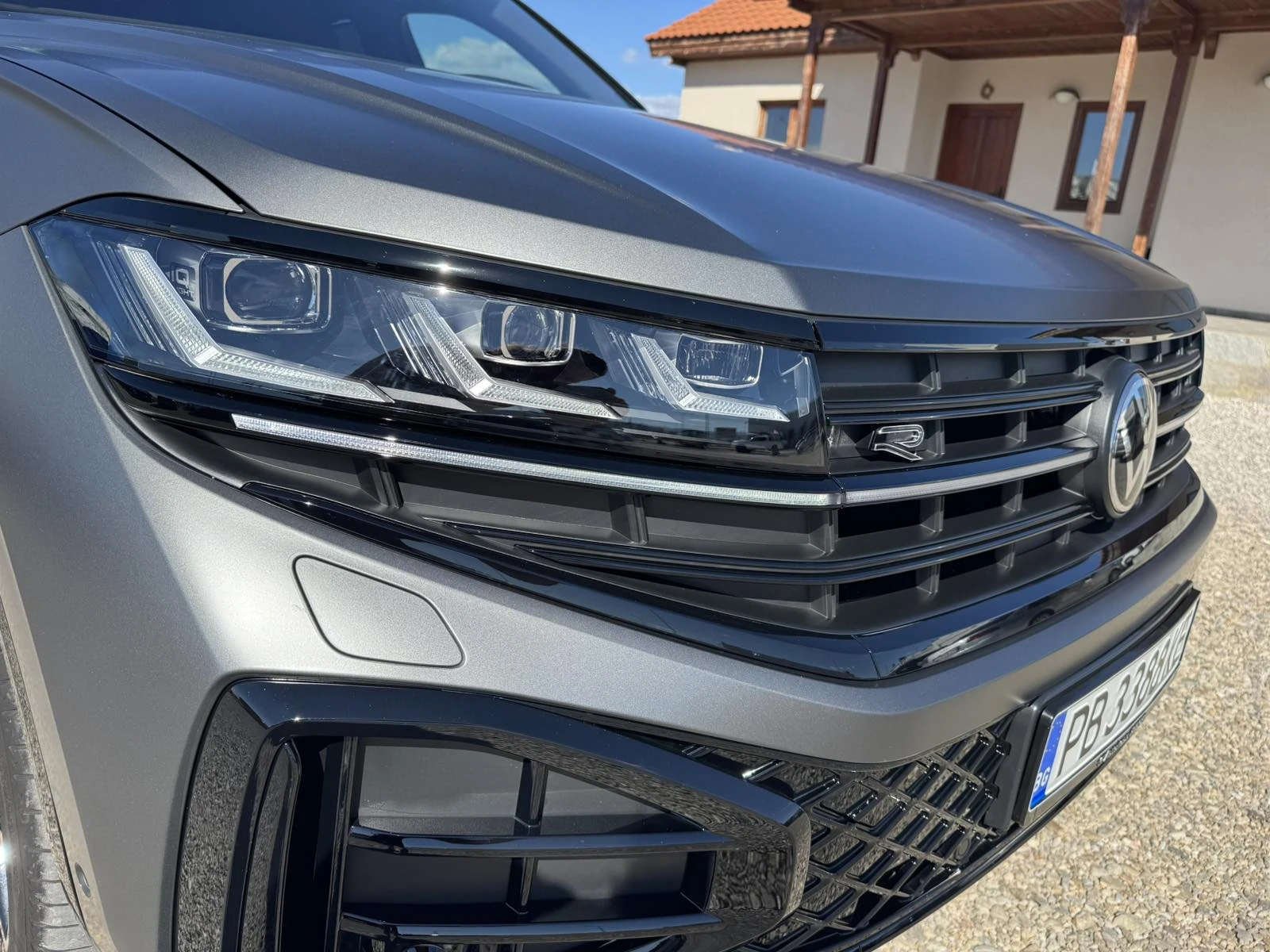 VW Touareg R-Line 3.0 TDI DSG - изображение 10