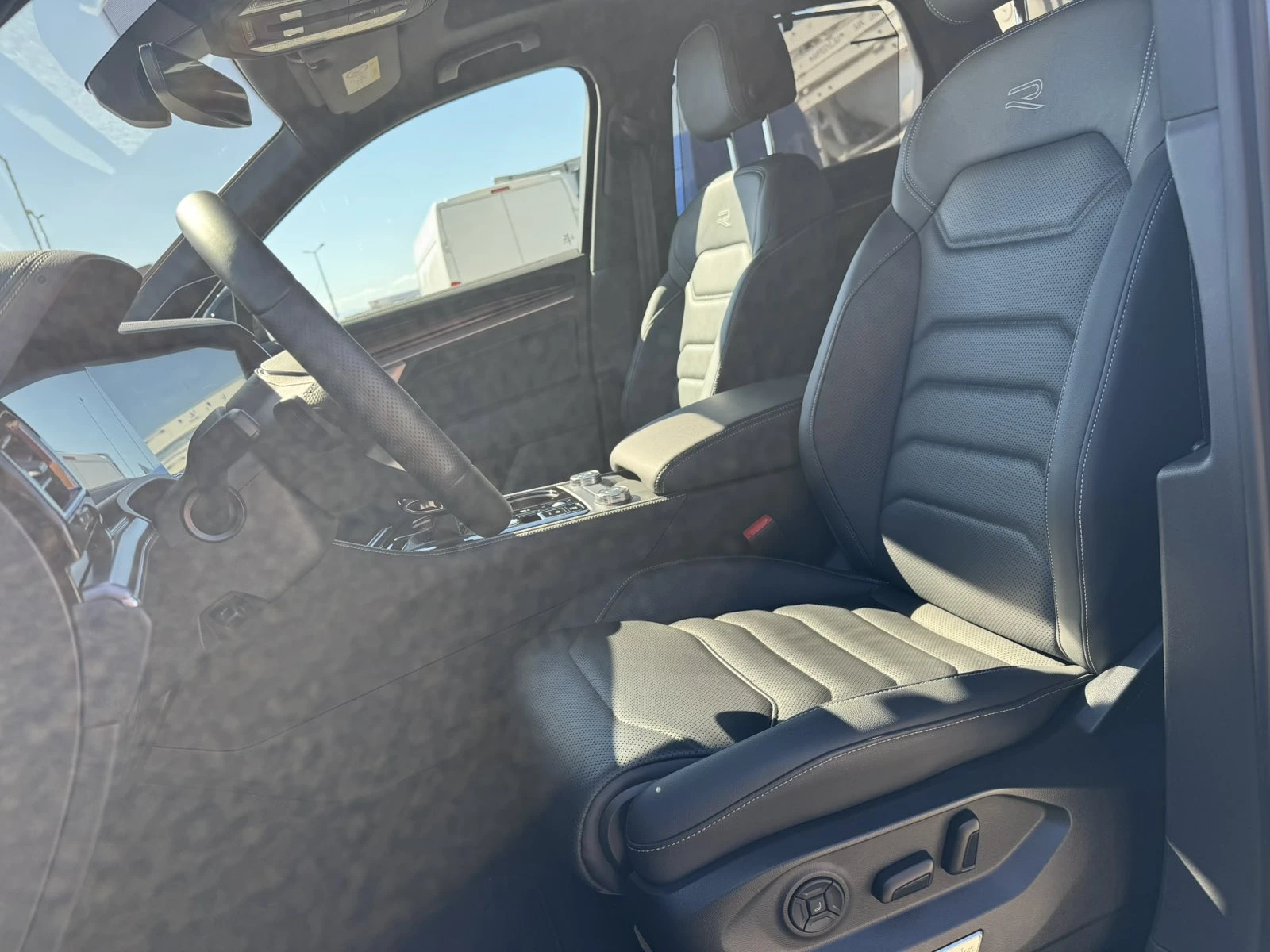 VW Touareg R-Line 3.0 TDI DSG | Mobile.bg   11