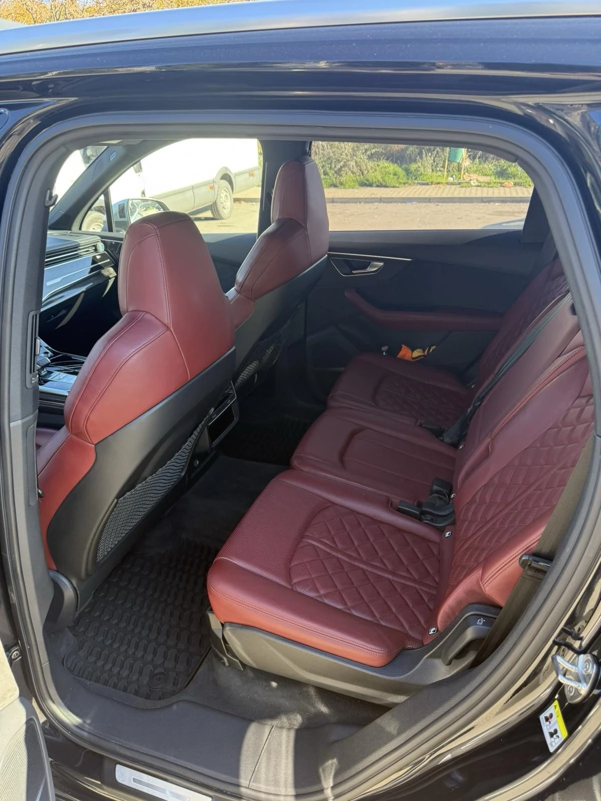 Audi SQ7  - изображение 9