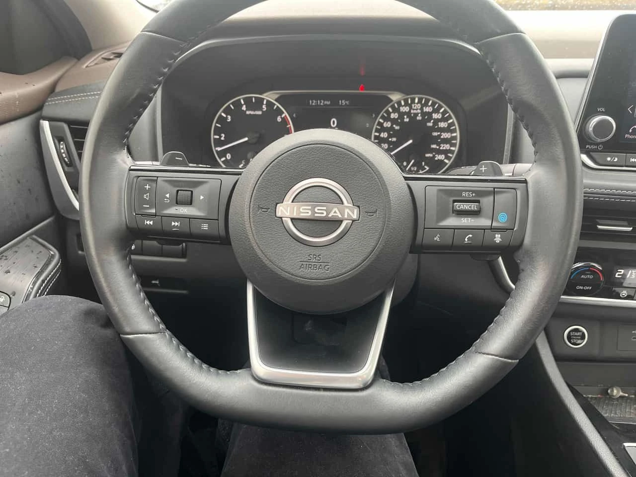 Nissan Rogue * AWD SV Midnight * 360 * PANO * ПОДГРЕВИ, снимка 13 - Автомобили и джипове - 53818706