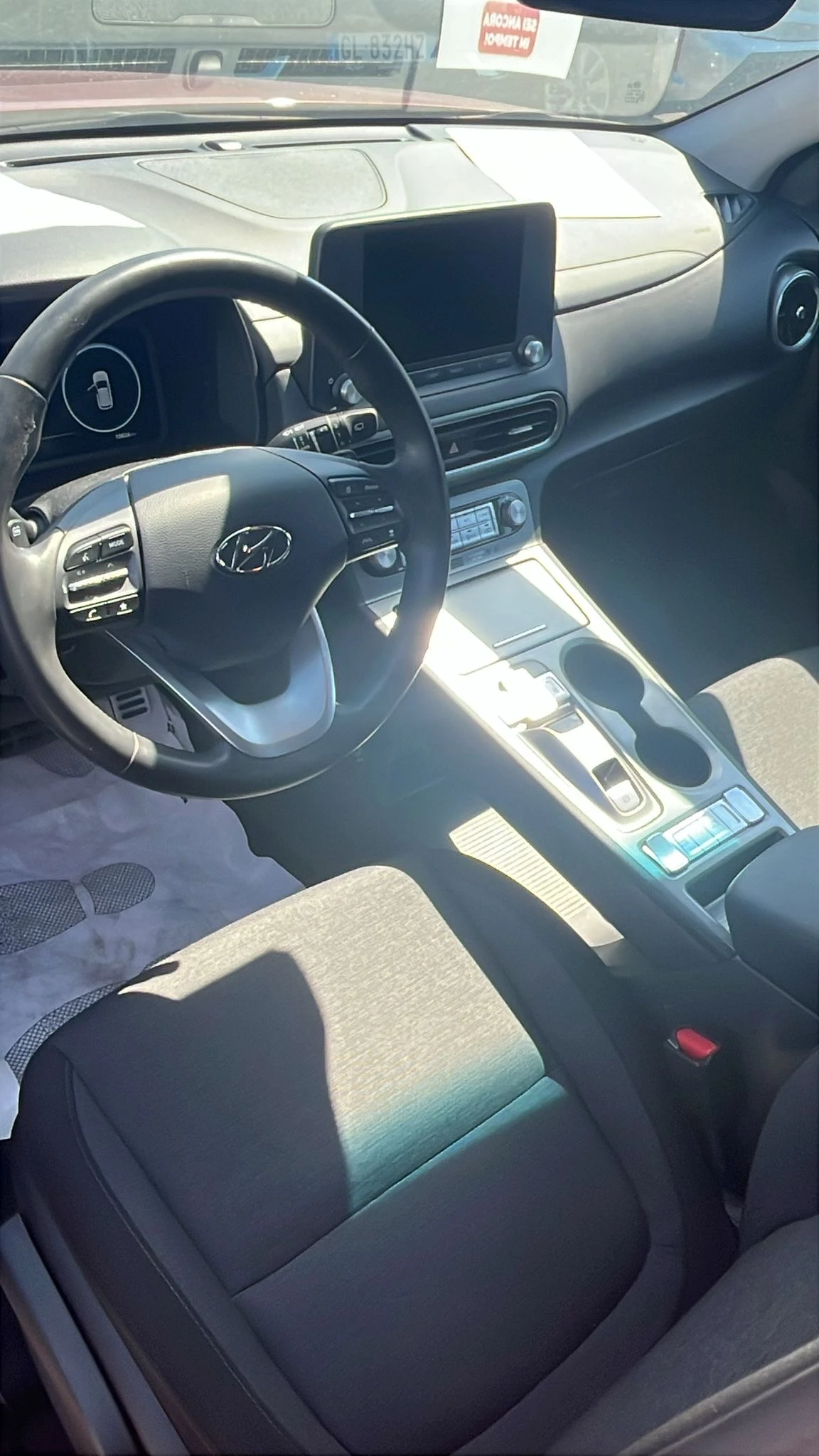 Hyundai Kona 39kWh, снимка 6 - Автомобили и джипове - 54409829