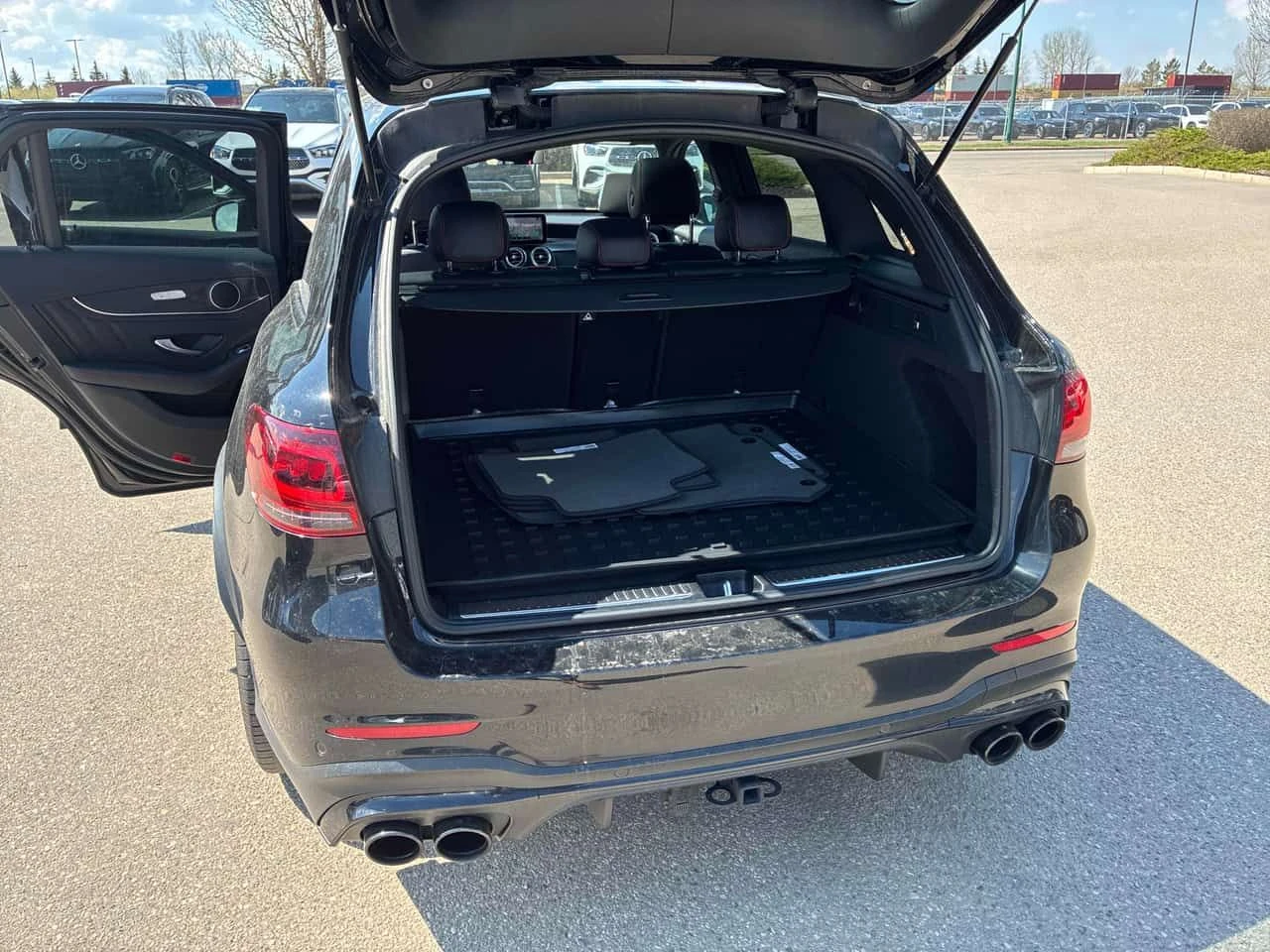 Mercedes-Benz GLC 43 AMG ПОДГРЕВИ * ПАНО * KEYLESS * CARFAX, снимка 14 - Автомобили и джипове - 54647780
