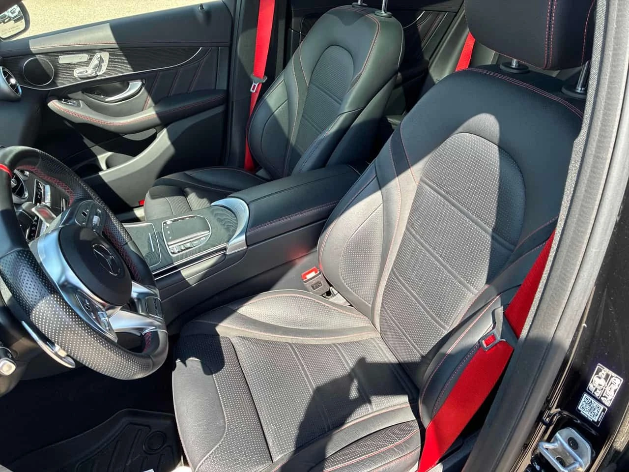 Mercedes-Benz GLC 43 AMG ПОДГРЕВИ * ПАНО * KEYLESS * CARFAX, снимка 13 - Автомобили и джипове - 54647780