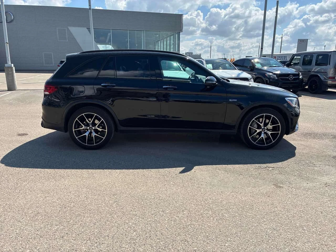 Mercedes-Benz GLC 43 AMG ПОДГРЕВИ * ПАНО * KEYLESS * CARFAX, снимка 3 - Автомобили и джипове - 54647780