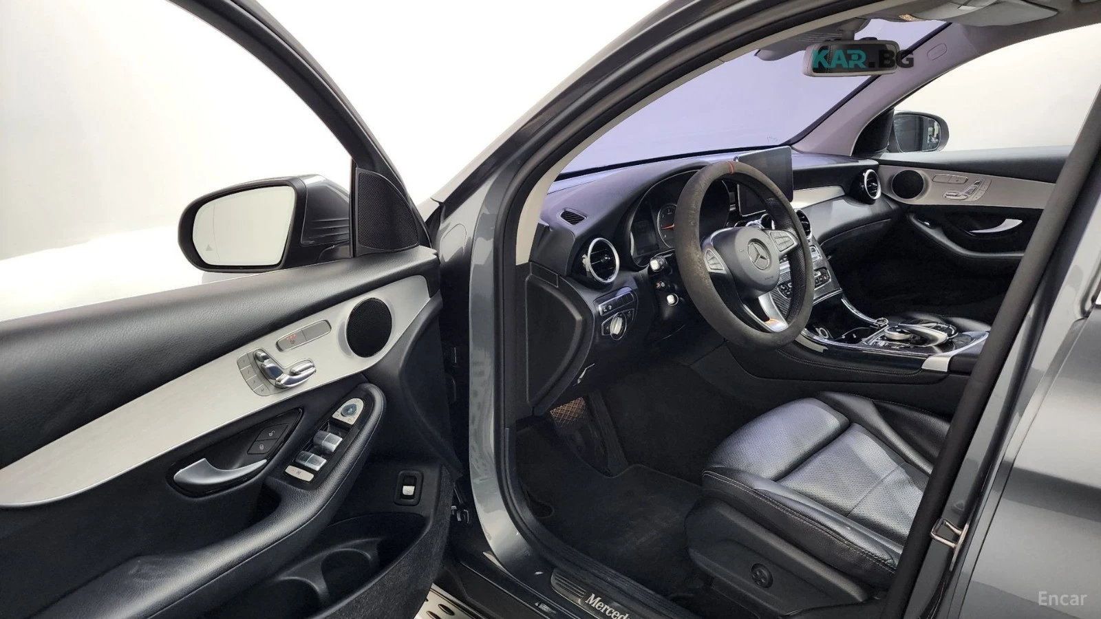 Mercedes-Benz GLC 220 D 4MATIC COUPE Автокредит Цена до България, снимка 5 - Автомобили и джипове - 55190385