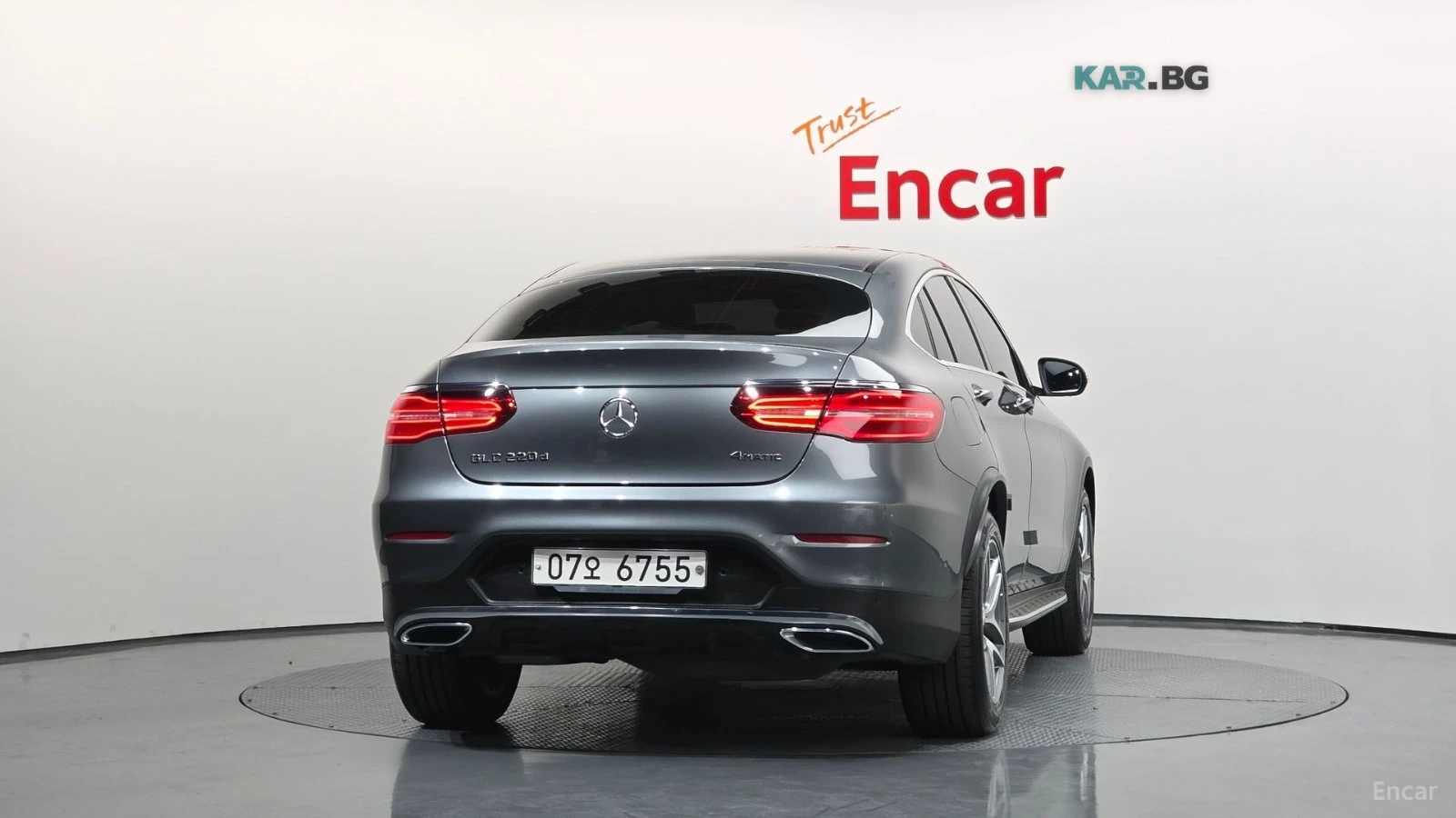 Mercedes-Benz GLC 220 D 4MATIC COUPE Автокредит Цена до България, снимка 4 - Автомобили и джипове - 55190385