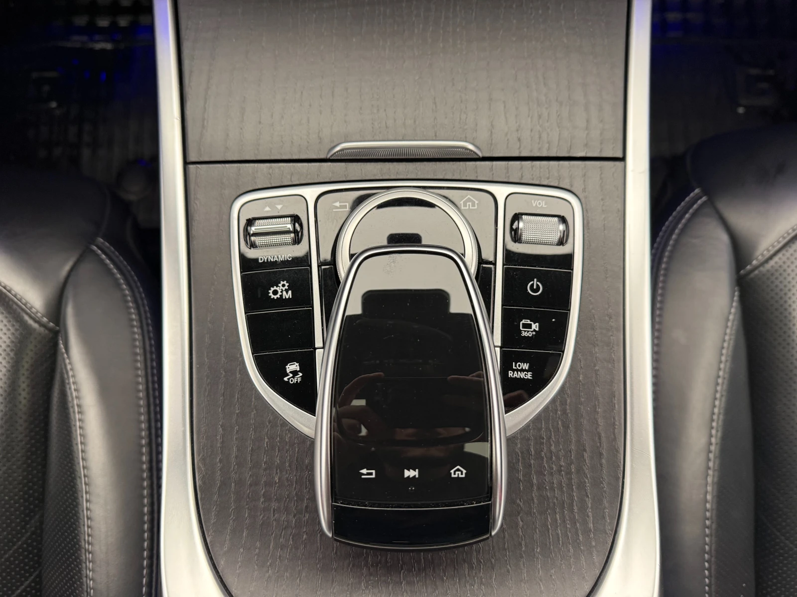 Mercedes-Benz G 400 AMG\Burmester\360\, снимка 12 - Автомобили и джипове - 56016546
