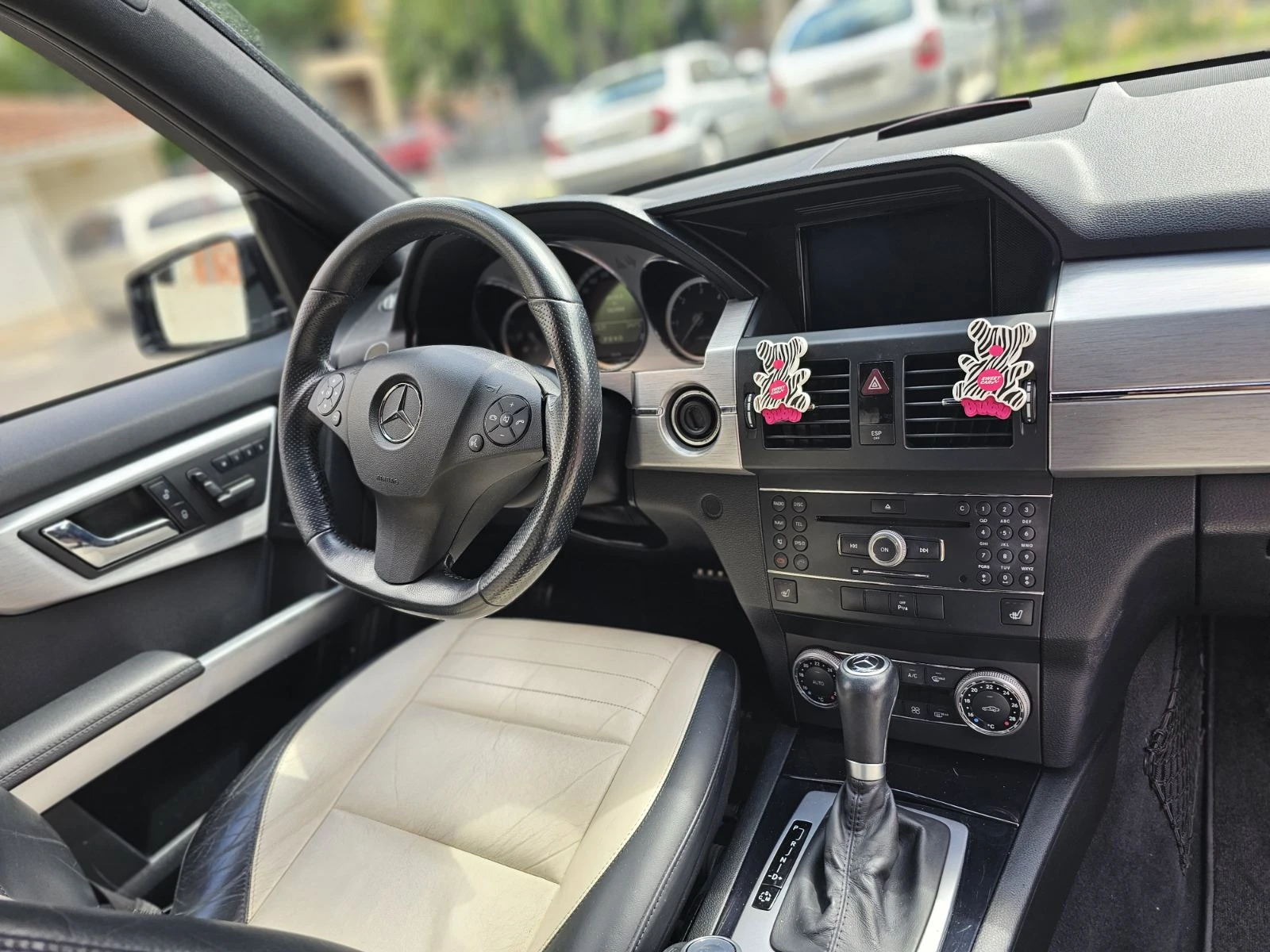 Mercedes-Benz GLK 350 EDITION, снимка 6 - Автомобили и джипове - 56057709