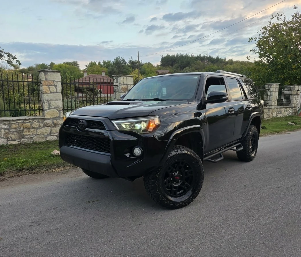 Toyota 4runner TRD Off-Road