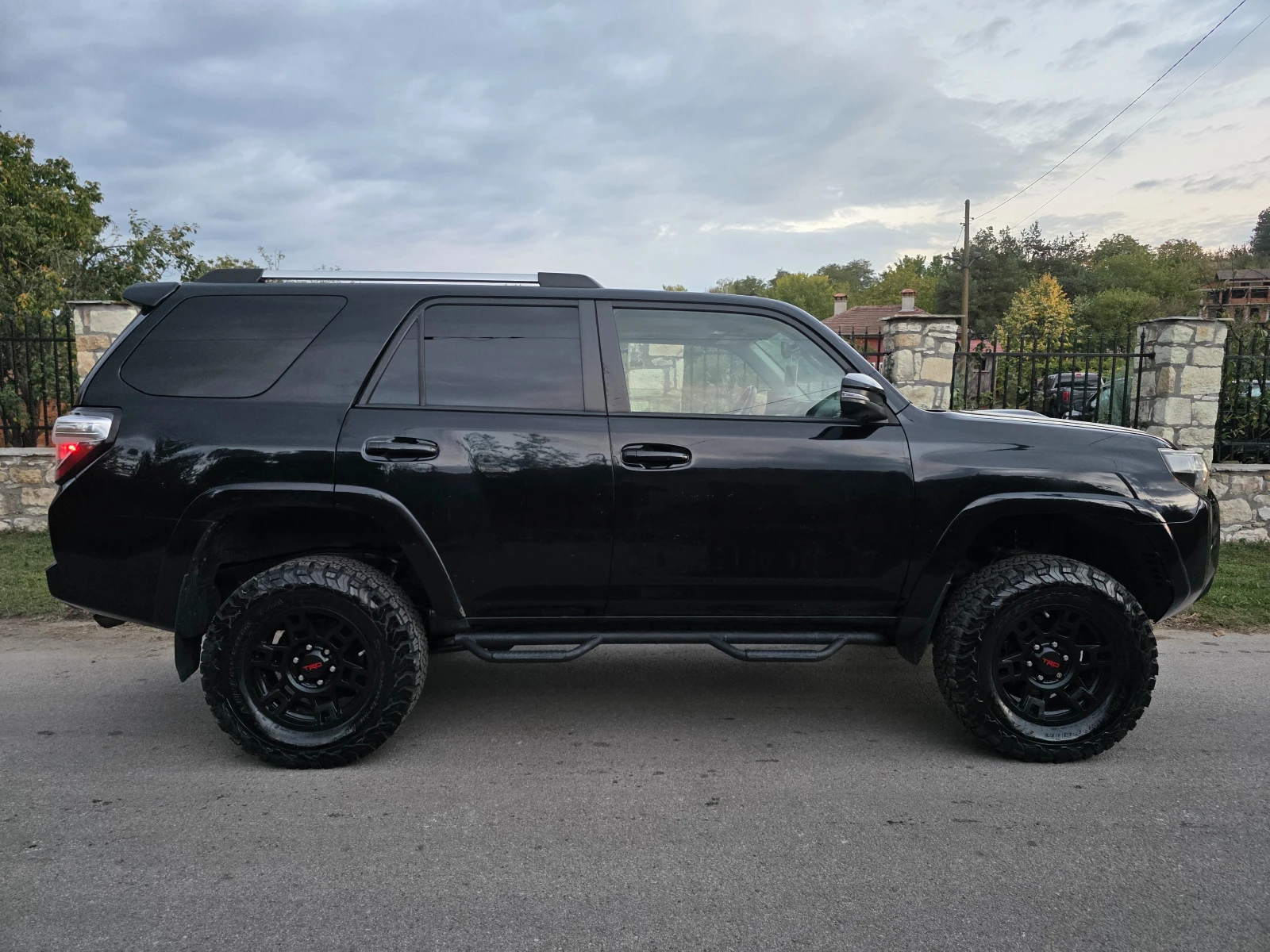 Toyota 4runner TRD Off-Road, снимка 4 - Автомобили и джипове - 56317246