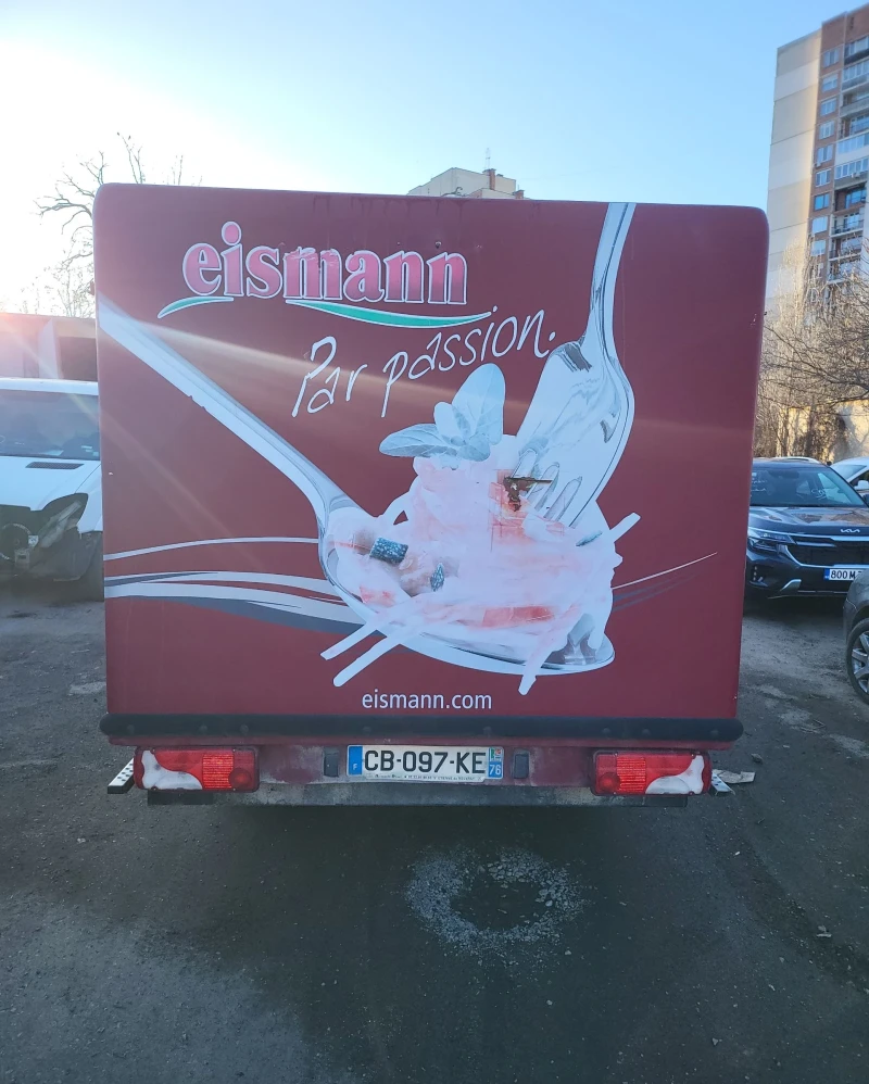 Mercedes-Benz Sprinter 313 Хладилни за сладолед-40 , снимка 4 - Бусове и автобуси - 53166163