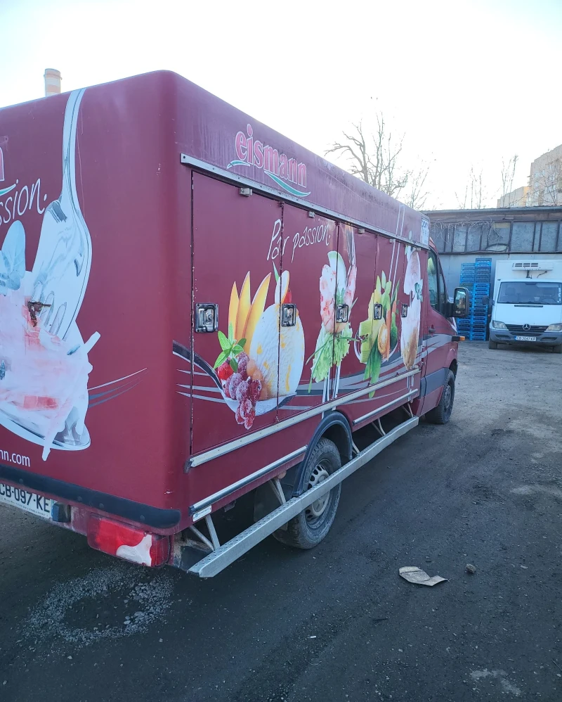 Mercedes-Benz Sprinter 313 Хладилни за сладолед-40 , снимка 2 - Бусове и автобуси - 53166163