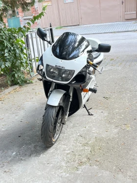 Обява за продажба на Suzuki Gsxr 750 ~2 500 лв. - изображение 3