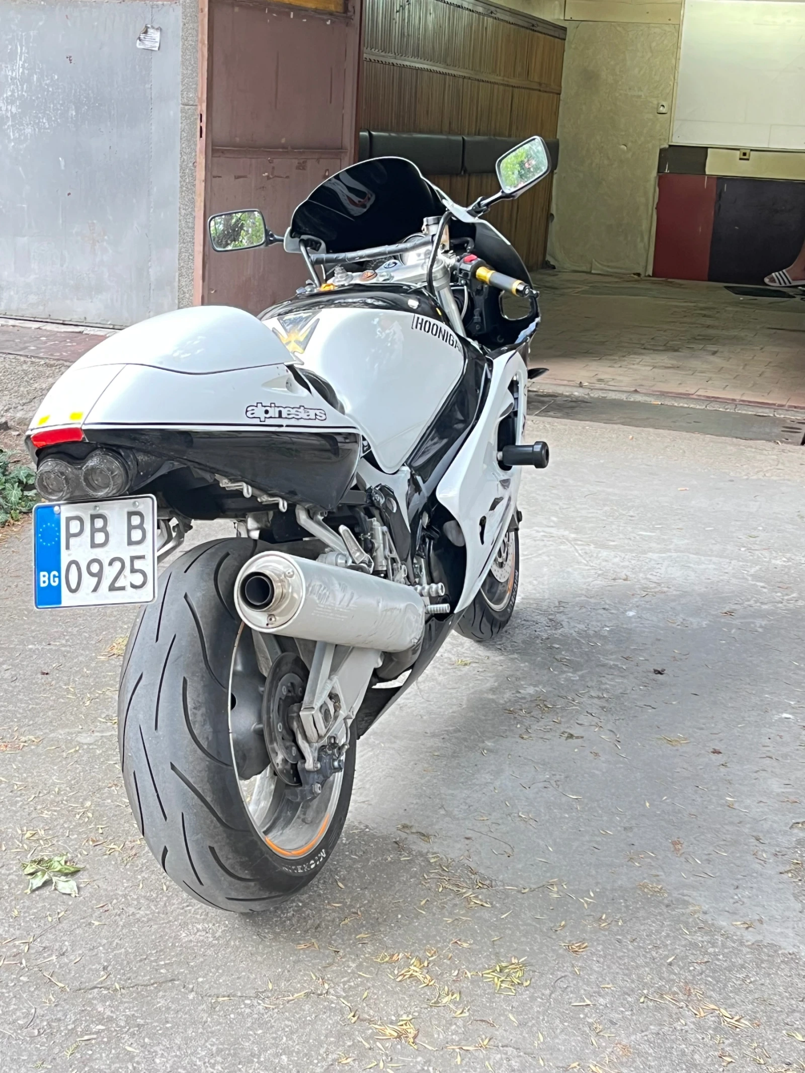 Suzuki Gsxr 750 - изображение 2