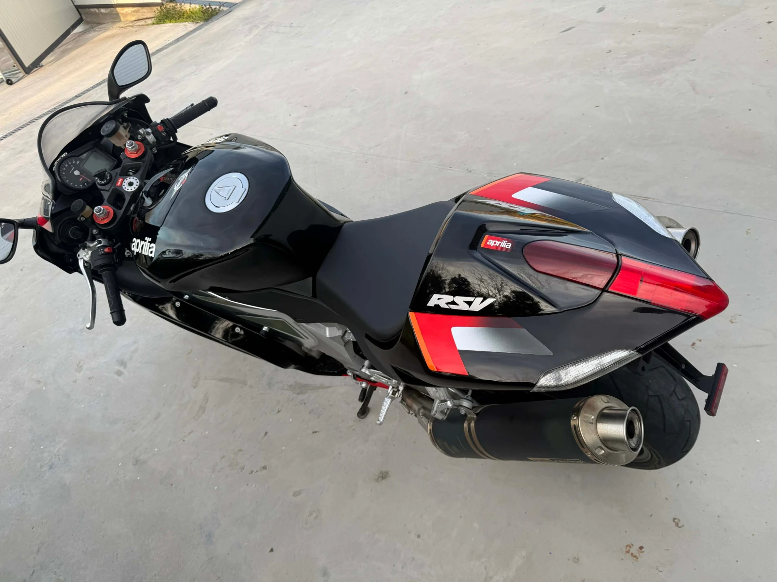 Aprilia RSV4 RSV 1000, снимка 3 - Мотоциклети и мототехника - 54648042