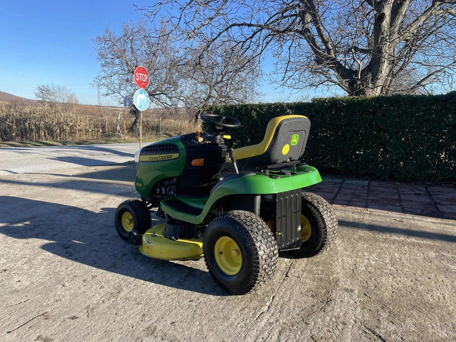 Трактор John Deere Косачка X105Auto - изображение 7