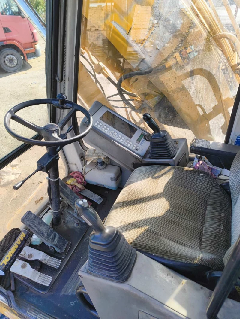 Багер Liebherr A 900, снимка 5 - Индустриална техника - 52266136