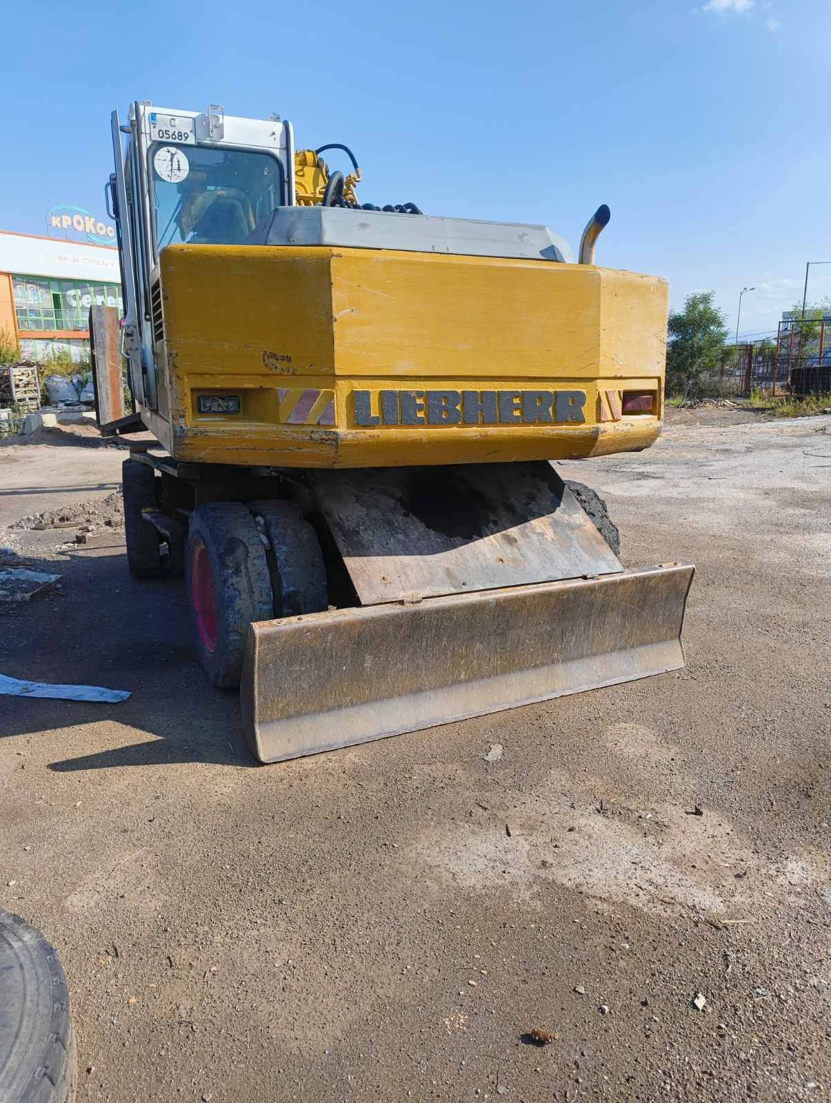 Багер Liebherr A 900 - изображение 3