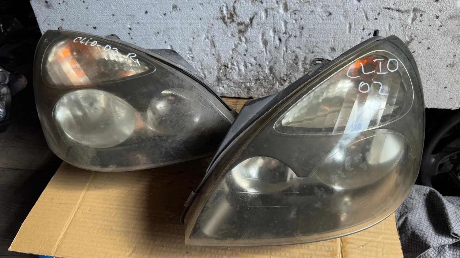   a Renault Clio - 156017-00 / 156018-00 | Mobile.bg   1