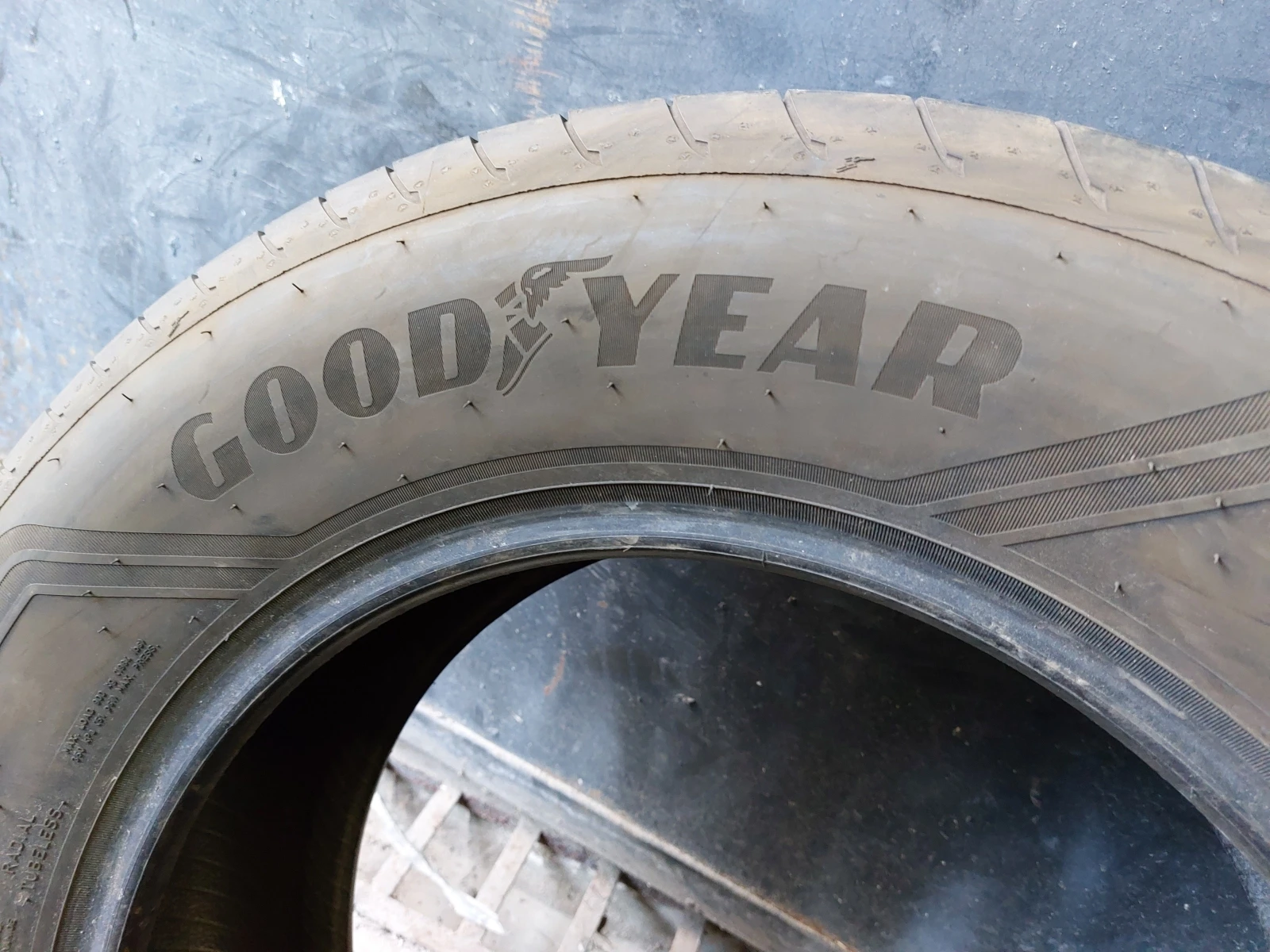 ���� 235/65R17 | Mobile.bg � ����������� 5