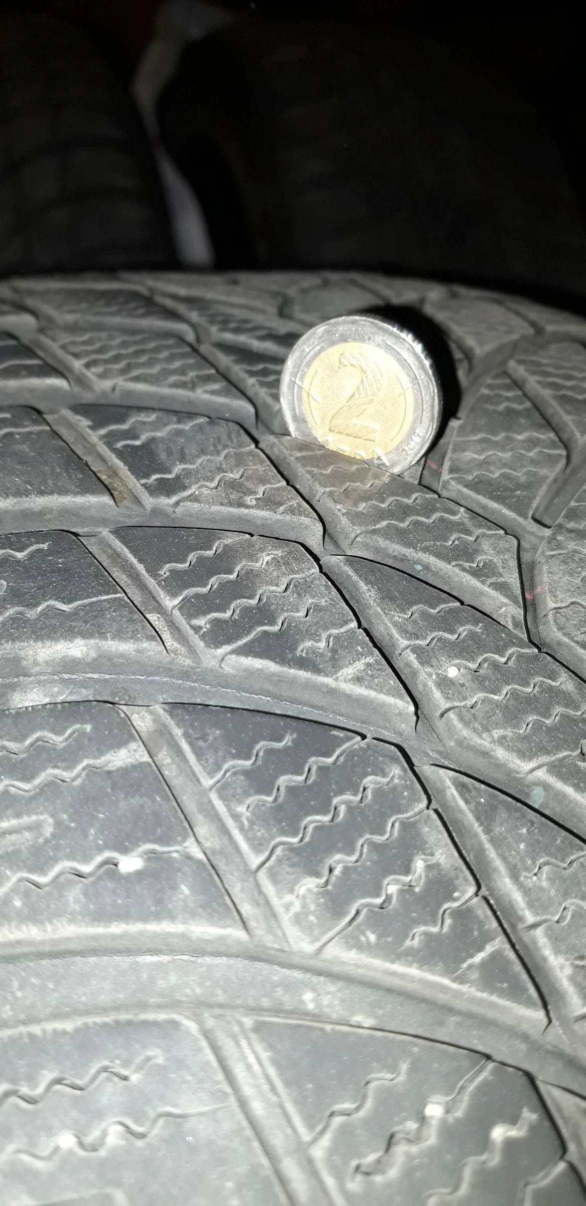 ���� 225/50R17 | Mobile.bg � ����������� 4
