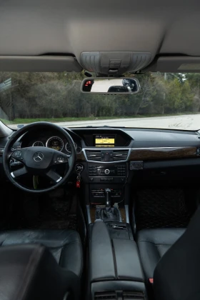 Mercedes-Benz E 200, снимка 3