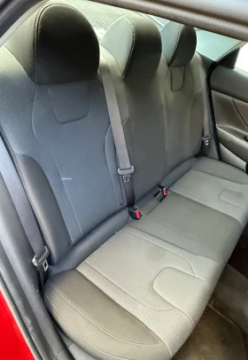 Hyundai Elantra 2.0 2023 бензин 8 скорости и автомат, снимка 15