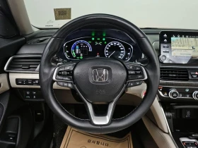 Honda Accord 2.0 Hybrid Touring| 212к.с., снимка 11