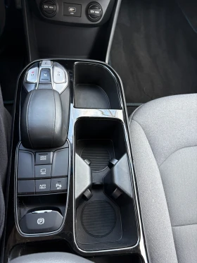 Hyundai Ioniq, снимка 12 - Автомобили и джипове - 53609641