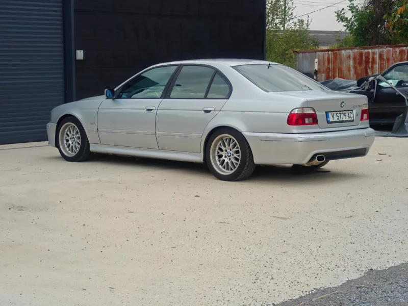 BMW 528, снимка 17 - Автомобили и джипове - 47473070