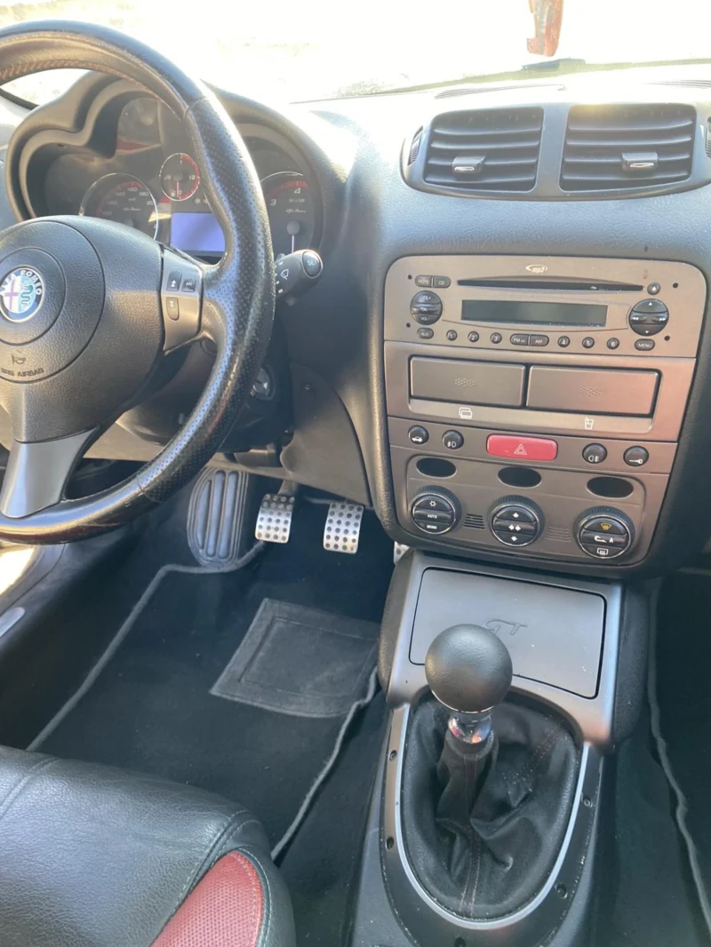 Alfa Romeo Gt, снимка 6 - Автомобили и джипове - 49584071