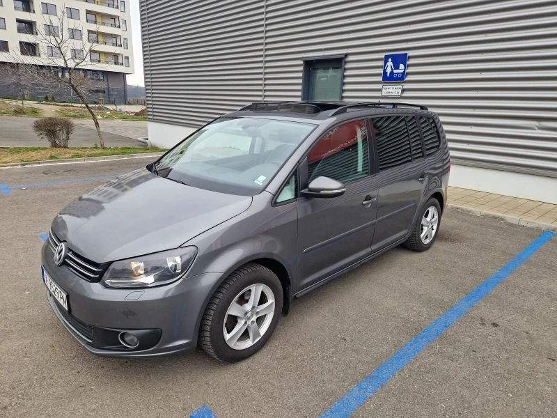 VW Touran 1.6 TDI, снимка 2 - Автомобили и джипове - 48927895