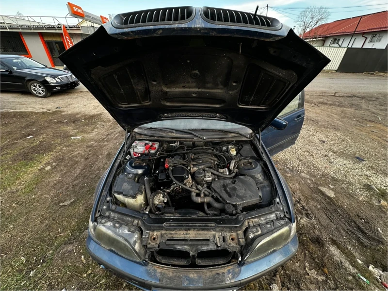 BMW 318, снимка 8 - Автомобили и джипове - 49102821