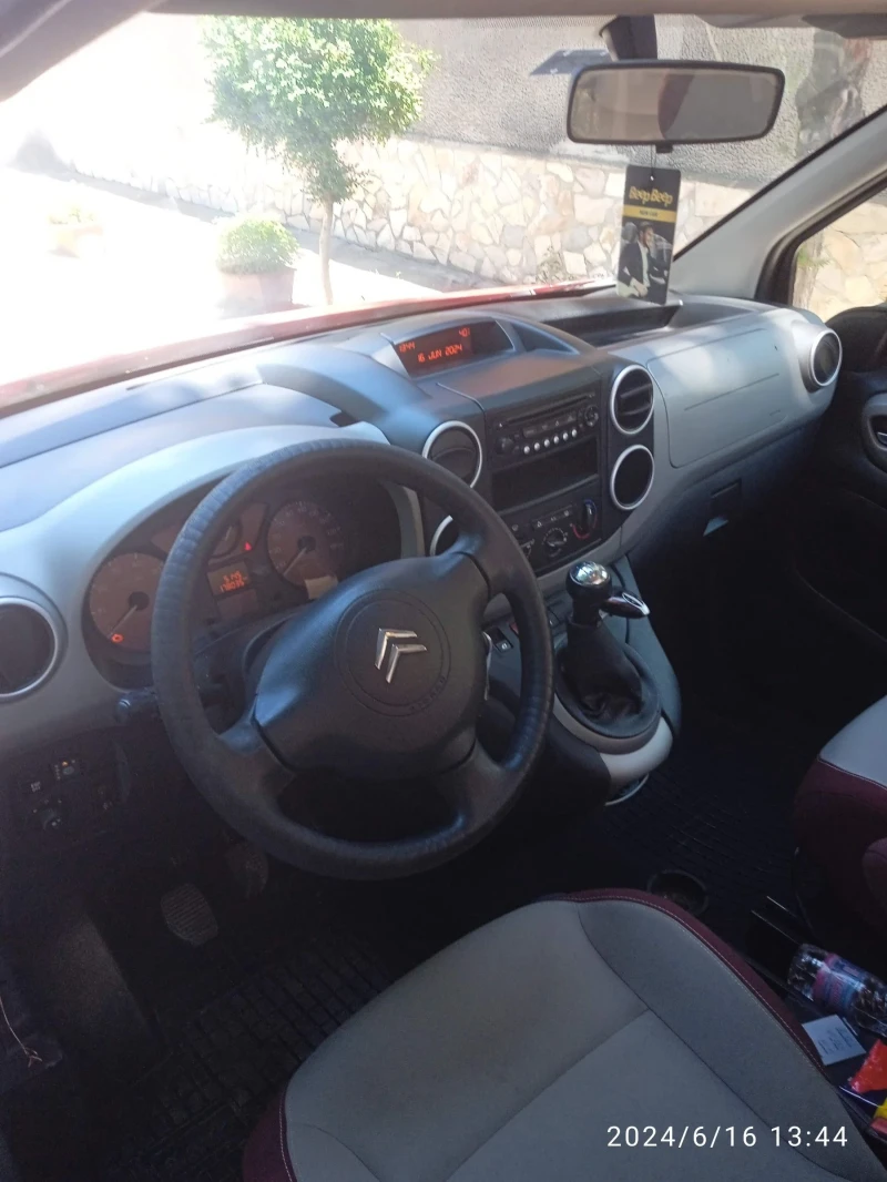 Citroen Berlingo, снимка 5 - Автомобили и джипове - 52253917