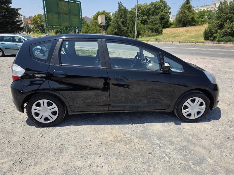Honda Jazz 1.4 i 100k.c , снимка 8 - Автомобили и джипове - 50963045