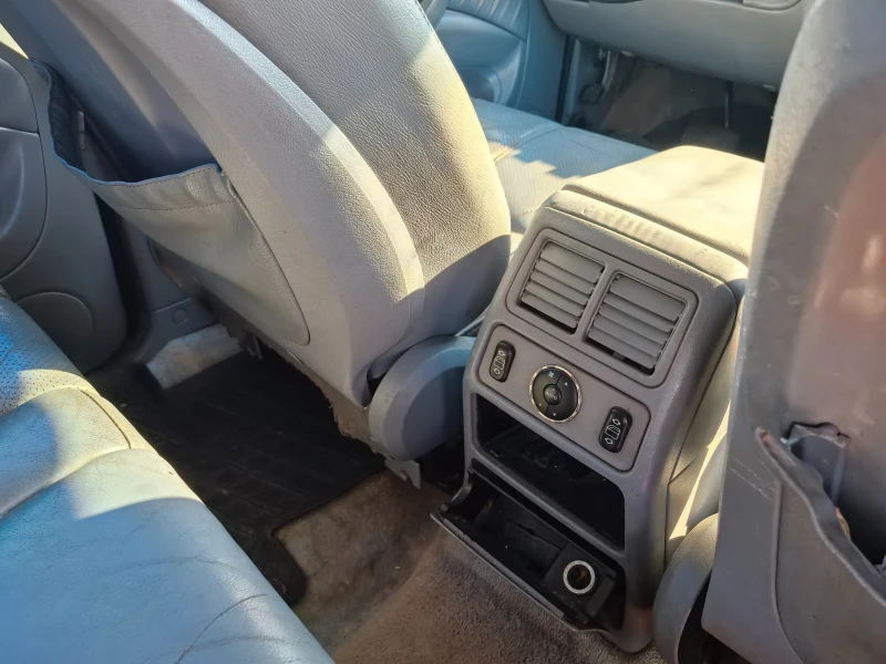 Mercedes-Benz 320 facelift, снимка 7 - Автомобили и джипове - 52597903