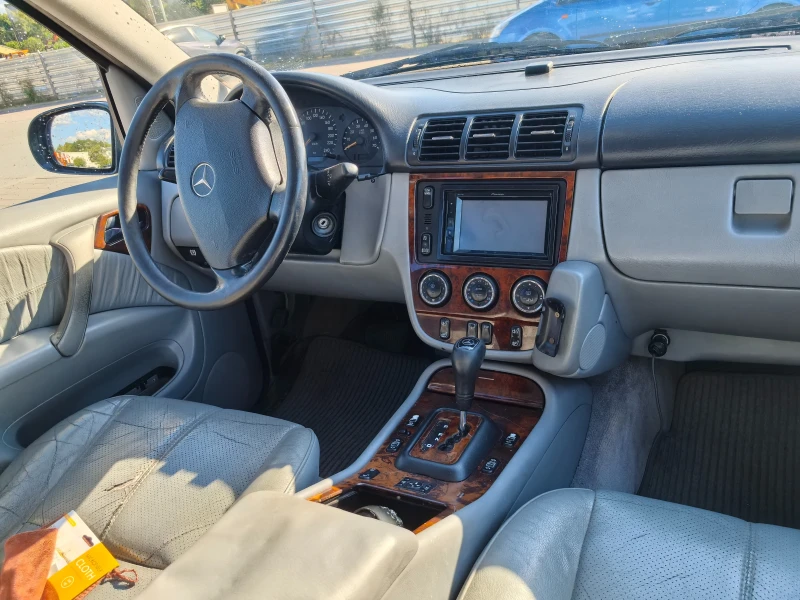 Mercedes-Benz 320 facelift, снимка 8 - Автомобили и джипове - 52597903