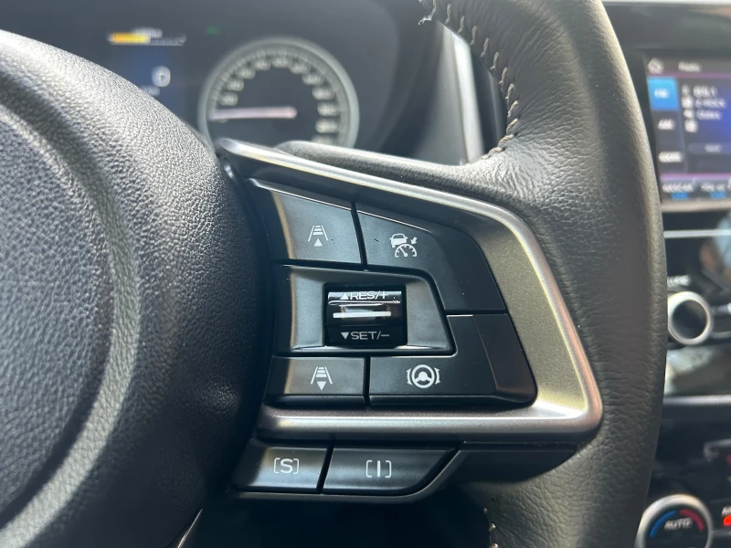 Subaru Forester PREMIUM 4x4 13 000 КМ НОВА, снимка 10 - Автомобили и джипове - 51509899