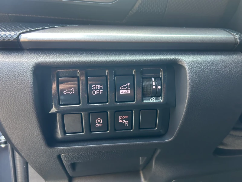 Subaru Forester PREMIUM 4x4 13 000 КМ НОВА, снимка 14 - Автомобили и джипове - 51509899