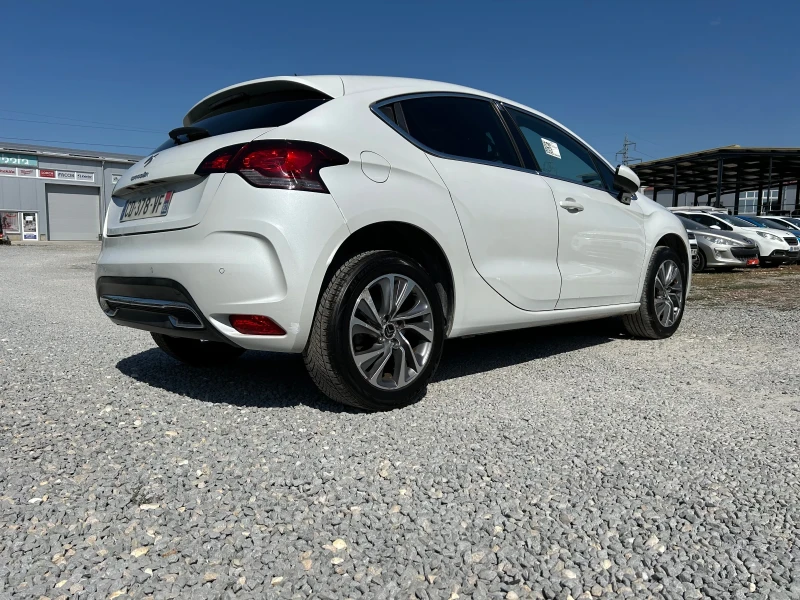 Citroen DS4 1.6E-HDi/NAVi/112K.C./EURO 5В/БЯЛА ПЕРЛА, снимка 6 - Автомобили и джипове - 51401390