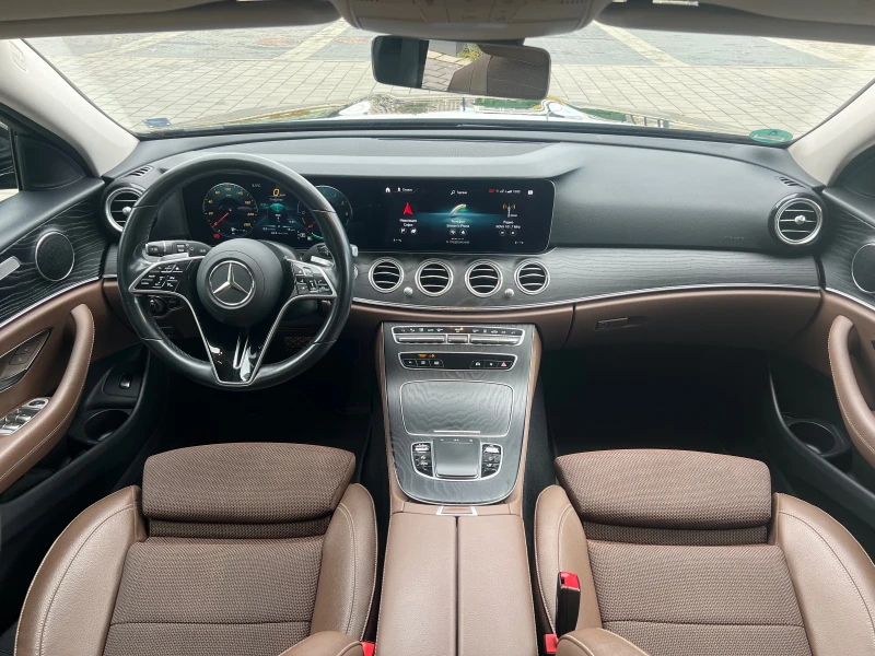 Mercedes-Benz E 300 Plug in hybrid , снимка 9 - Автомобили и джипове - 52543986