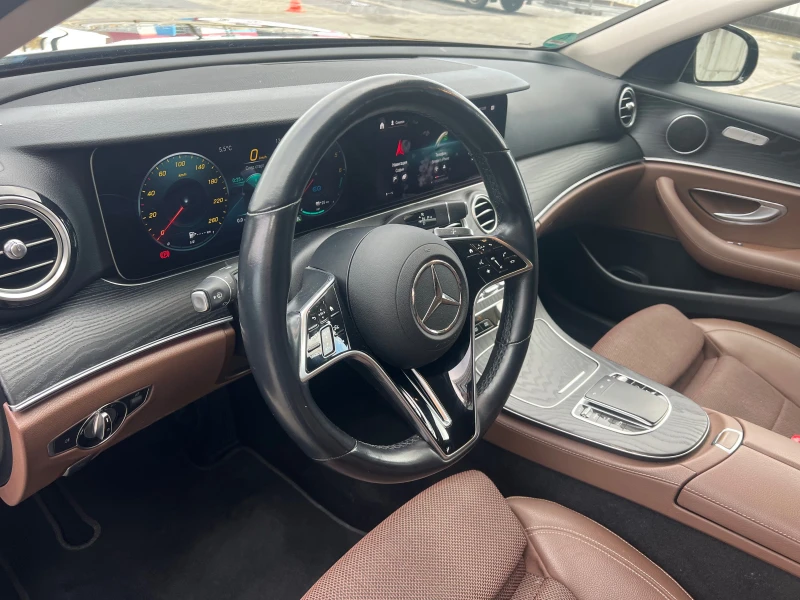 Mercedes-Benz E 300 Plug in hybrid , снимка 8 - Автомобили и джипове - 52543986