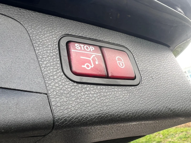 Mercedes-Benz E 300 Plug in hybrid , снимка 12 - Автомобили и джипове - 52543986