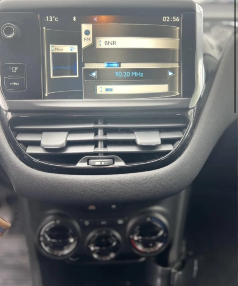 Peugeot 208 1.4, снимка 5 - Автомобили и джипове - 52731216