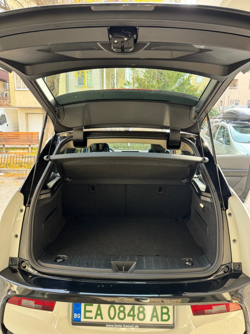 BMW i3 BMW I3S 120ah 2022г. термопомпа, Carplay, Navi, снимка 13 - Автомобили и джипове - 52838353