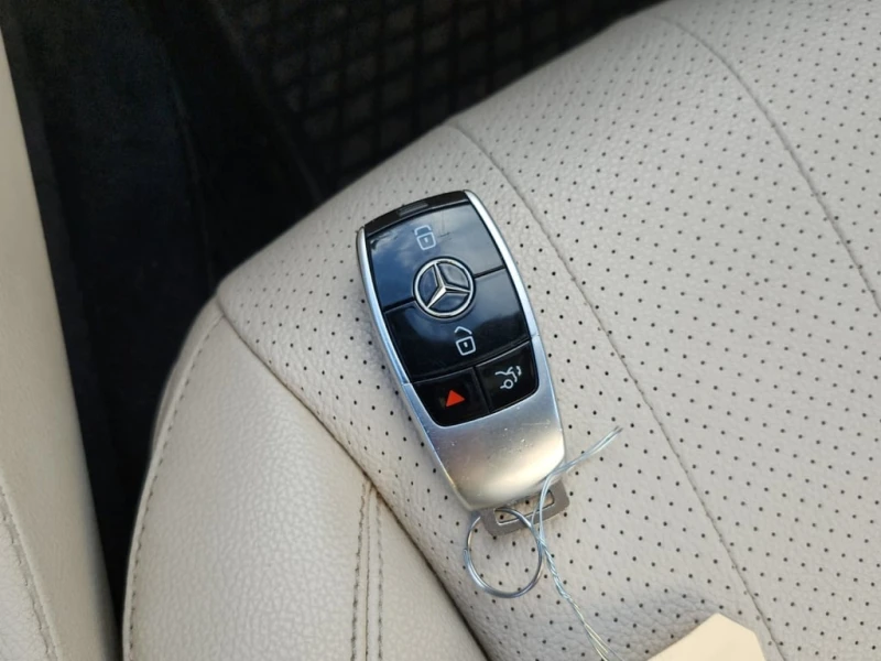 Mercedes-Benz E 350 * CARFAX * БЕЗ ПЪРВОНАЧАЛНА ВНОСКА, снимка 8 - Автомобили и джипове - 52852152