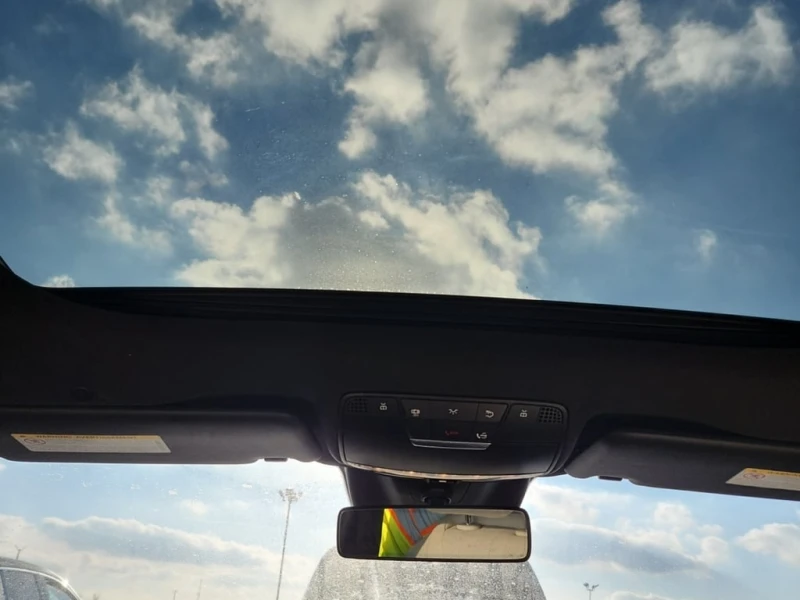 Mercedes-Benz E 350 * CARFAX * БЕЗ ПЪРВОНАЧАЛНА ВНОСКА, снимка 12 - Автомобили и джипове - 52852152