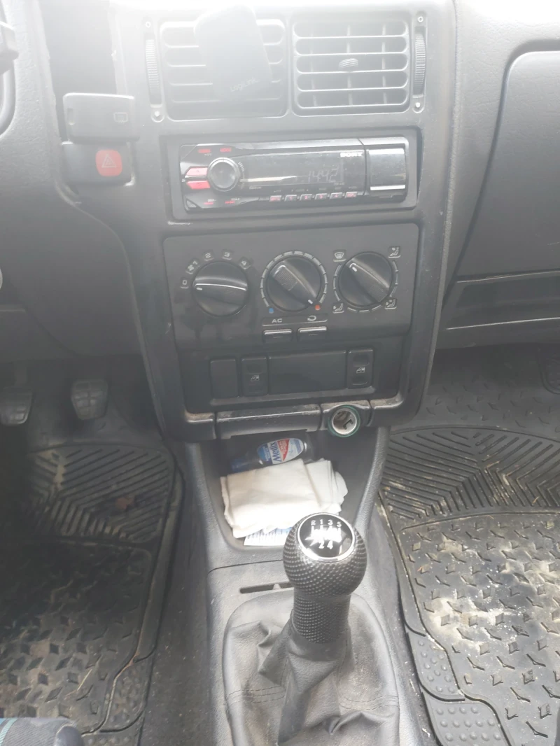 VW Polo, снимка 8 - Автомобили и джипове - 53406585